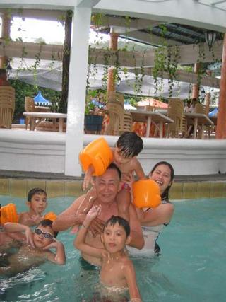 while in Pinas....