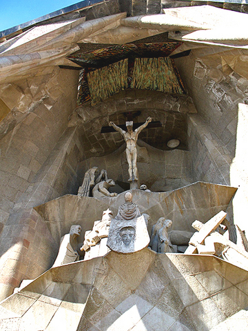 Gaga over Gaudí — Sagrada Família (6)