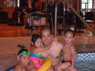 Johnny & Kids