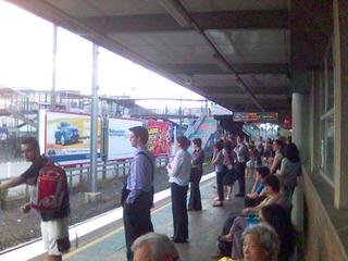 I hate Cityrail staff.