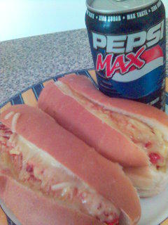 Linda's gone out for lunch, so...