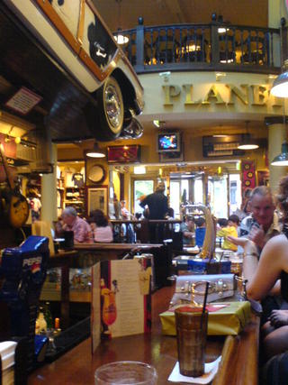 Catchup: Saturday night at the Hard Rock Cafe #2