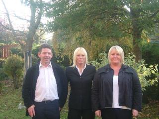 Colin Diane Sharon In Garden