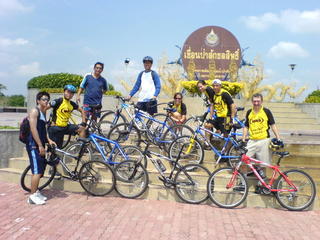 pose....