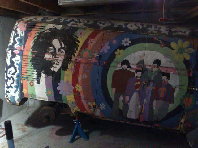 I will try to keep as much as possible of the "paintings" while restoring it.