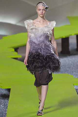 MARC JACOBS