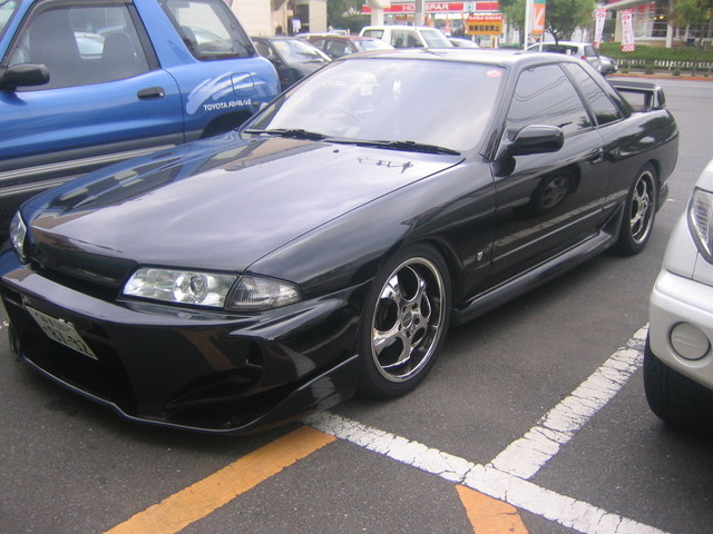 Nissan Skyline R33