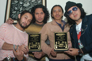 Kawan Naif 01