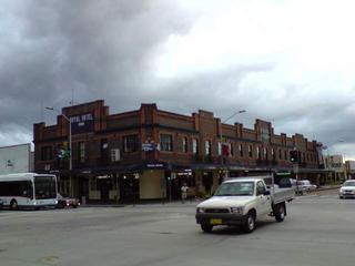 Royal Hotel Queanbeyan 
