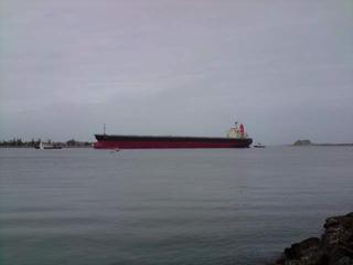 Newcastle Day-trip: Another ship comes into port...