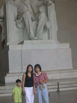 us with Lincoln (putol)