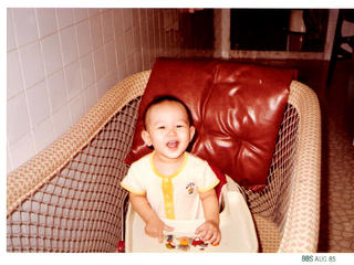 This picture so funny. Hahah!